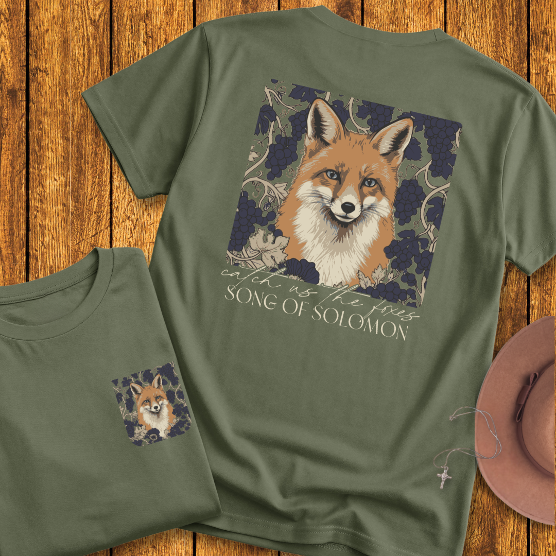 Foxes Back Print T-Shirt - NEW!